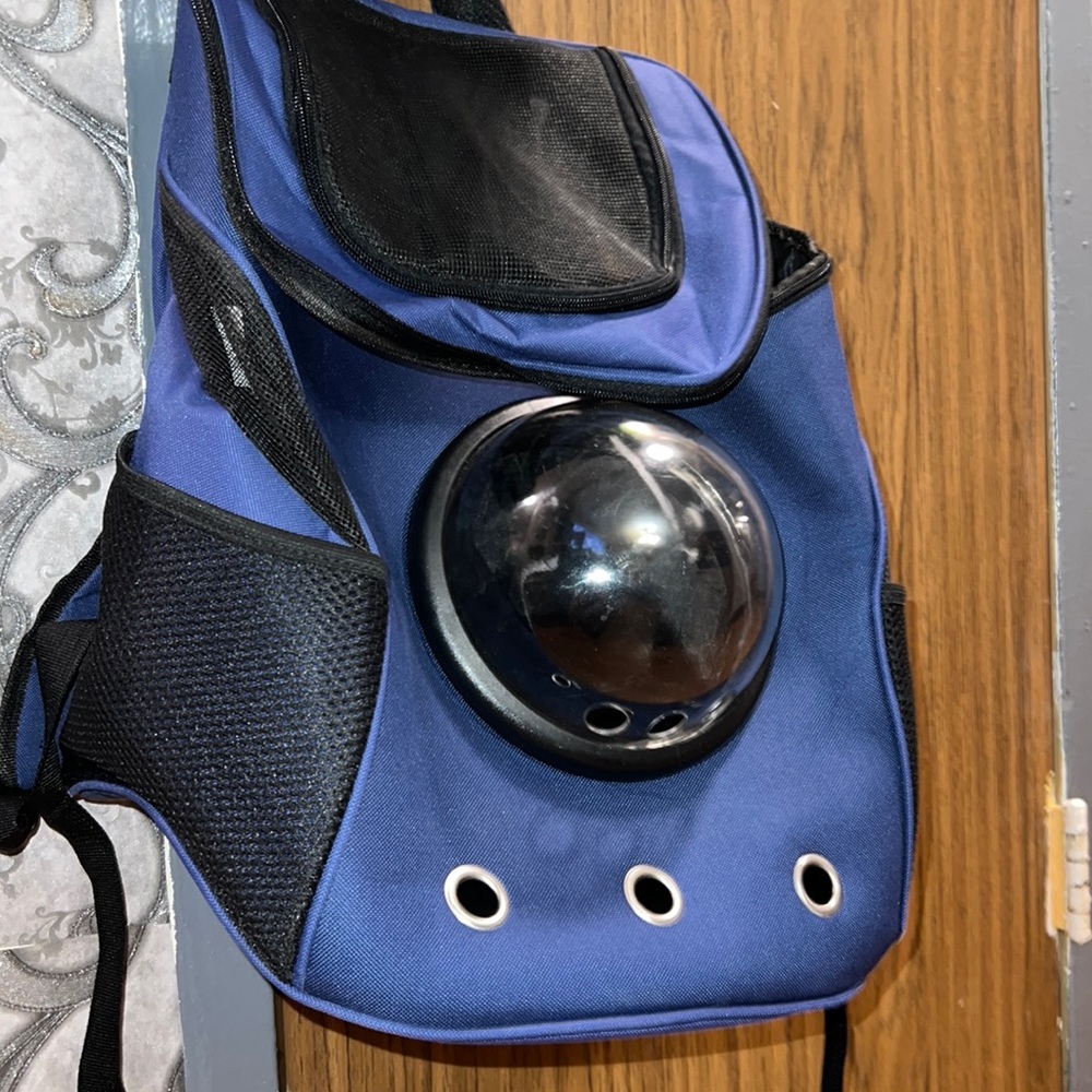 Pet carrier bag for cats or dogs